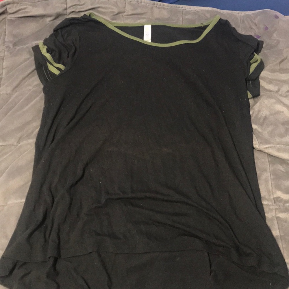 Lularoe Black and Green T-Shirt